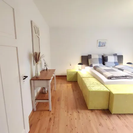Ferienhaus Haus Mediterran - Gemütliches 130 M² Für Max. 7 Personen Mit Balkon Und Garten Am Bodensee *