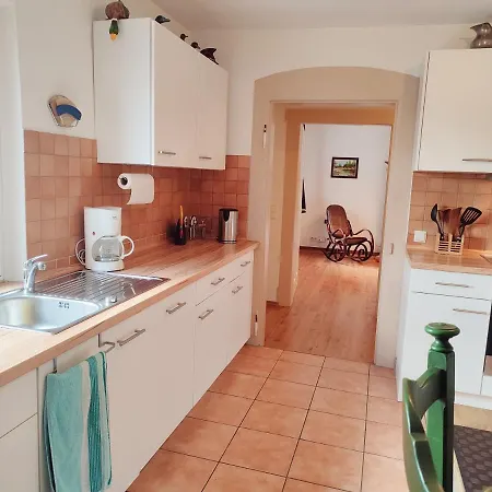 Feriehus Haus Mediterran - Gemuetliches 130 M² Fuer Max. 7 Personen Mit Balkon Und Garten Am Bodensee Radolfzell am Bodensee