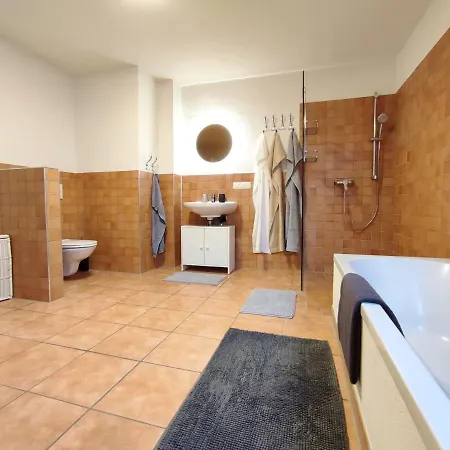 Ferienhaus Haus Mediterran - Gemütliches 130 M² Für Max. 7 Personen Mit Balkon Und Garten Am Bodensee *
